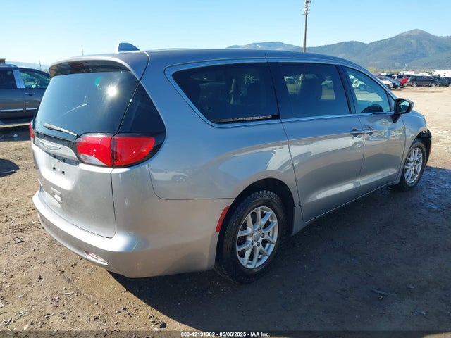 Chrysler Pacifica 2017 2C4RC1DG1HR505722 Image 4