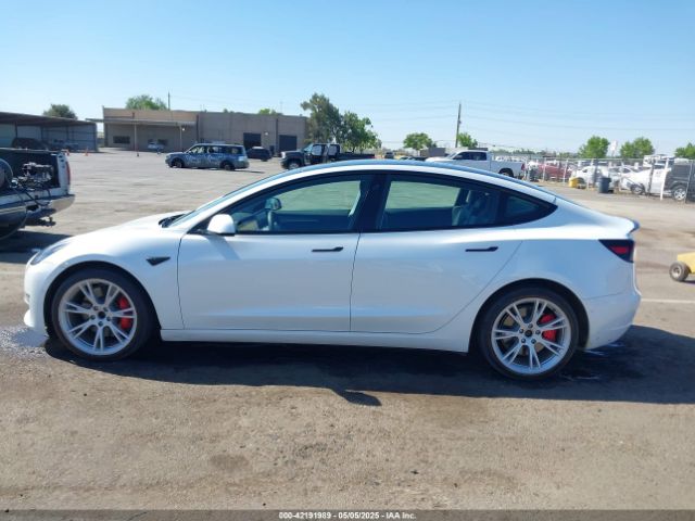 5YJ3E1EC2NF270198 Tesla Model 3 Performance Dual Motor All-wheel Drive