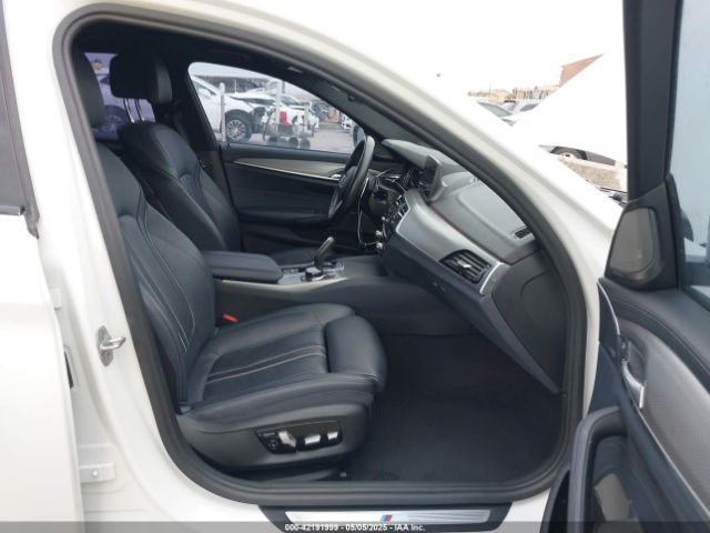2018 BMW 540I WBAJE5C52JWA93872 Photo 4