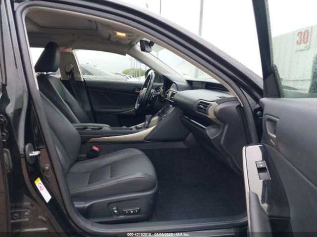 2017 LEXUS IS 200T JTHBA1D25H5041230 Photo 4