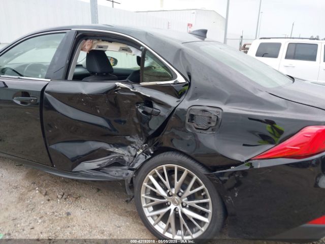 2017 LEXUS IS 200T JTHBA1D25H5041230 Photo 5