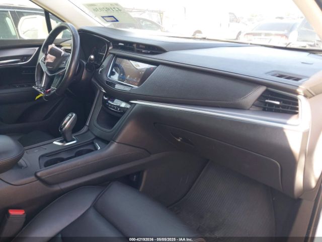 1GYKNCRS2JZ174756 Cadillac XT5 LUXURY