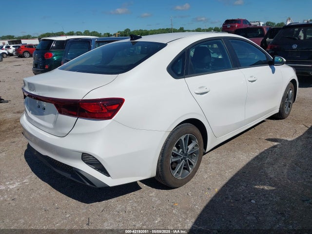 3KPF24AD4PE669189 KIA mpi nu