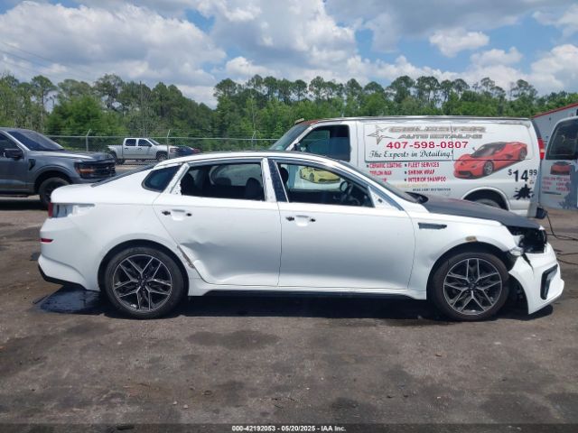 5XXGT4L38LG447472 KIA Optima Se
