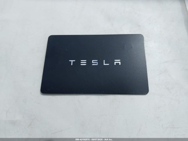 2025 TESLA MODEL 3 5YJ3E1EA5SF890411 Photo 10