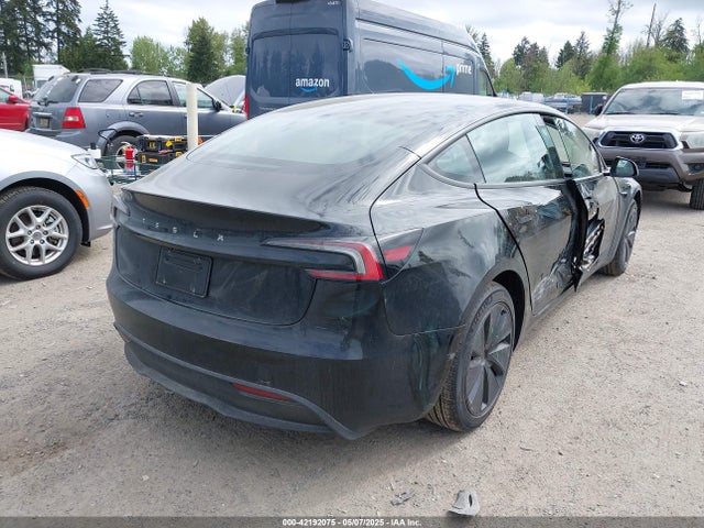 2025 TESLA MODEL 3 5YJ3E1EA5SF890411 Photo 3