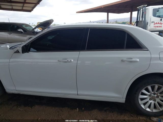 2C3CCAAG1EH379832 Chrysler 2014