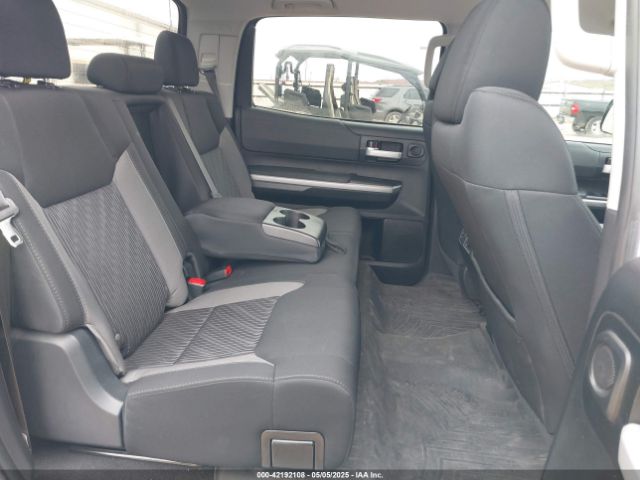 5TFDW5F15HX623386 Toyota Tundra Sr5 5.7l V8