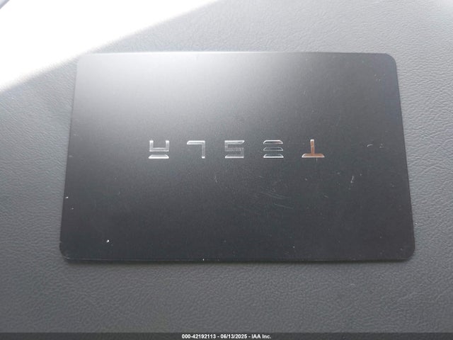 2025 TESLA MODEL Y 7SAYGDED6SA375445 Photo 10