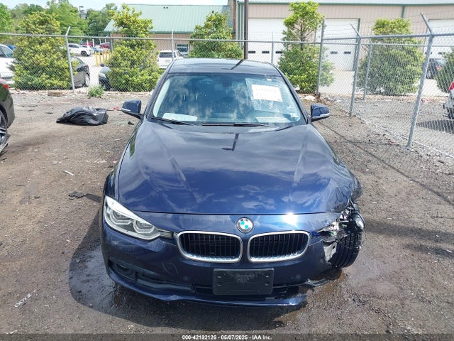 WBA8E5G30HNU43603 BMW 320i Xdrive