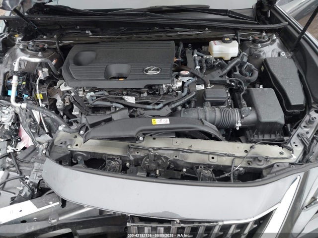 58ADA1C10SU057257 Lexus a25a-fxs