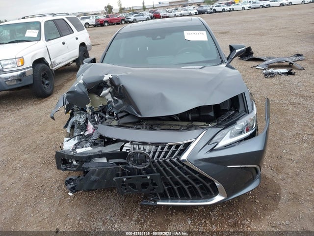 58ADA1C10SU057257 Lexus a25a-fxs