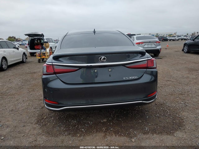 58ADA1C10SU057257 Lexus a25a-fxs