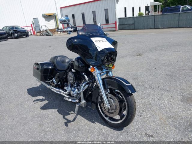 2010 HARLEY-DAVIDSON FLHX 1HD1KB413AB634775