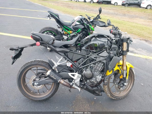 MLHNC5556S5500150 Honda Nc55e-1100001