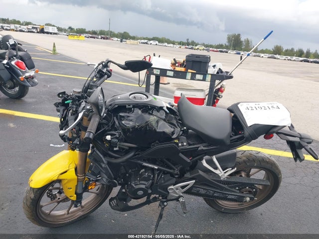 MLHNC5556S5500150 Honda Nc55e-1100001