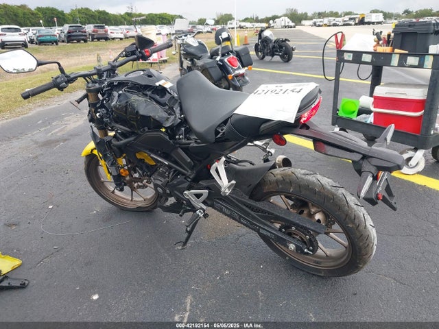 MLHNC5556S5500150 Honda Nc55e-1100001