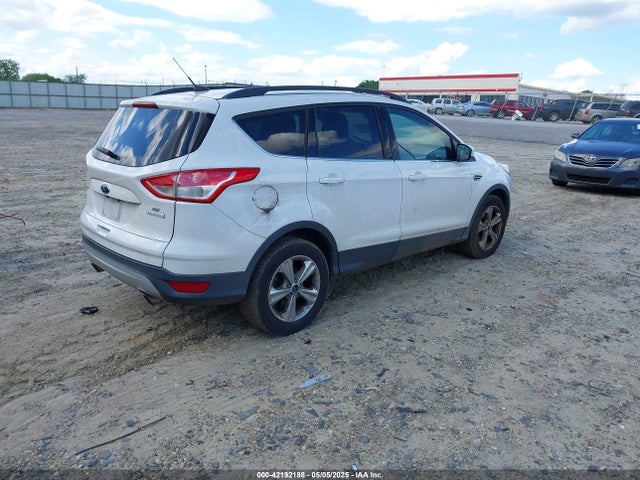 1FMCU0GXXGUA64789 Ford ESCAPE SE
