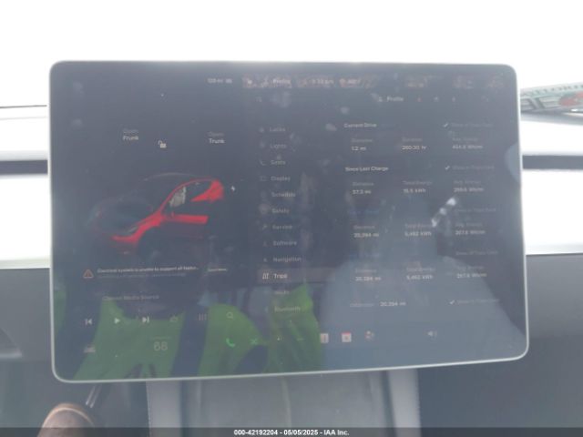 2023 TESLA MODEL Y 7SAYGDED0PF947510 Photo 6