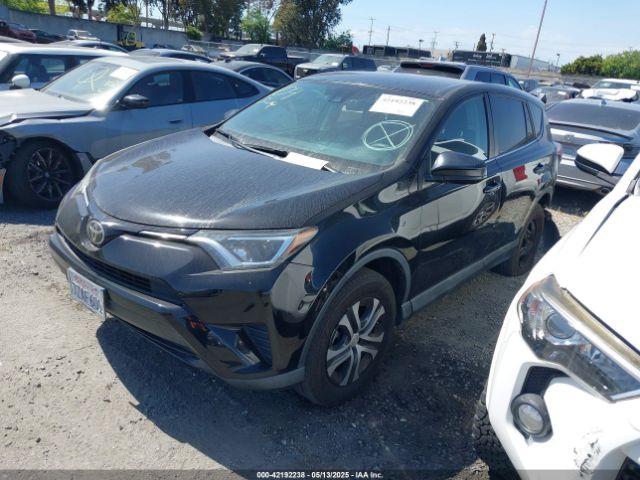 2T3ZFREV0HW385064 Toyota RAV4 LE