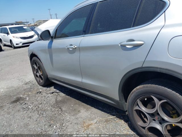ZASFAKAN1J7B89142 Alfa Romeo Stelvio Awd