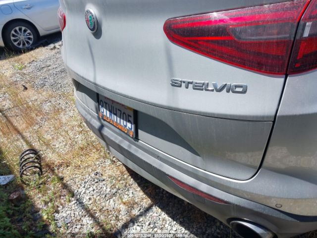 ZASFAKAN1J7B89142 Alfa Romeo Stelvio Awd