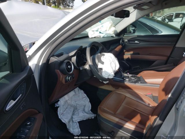 ZASFAKAN1J7B89142 Alfa Romeo Stelvio Awd