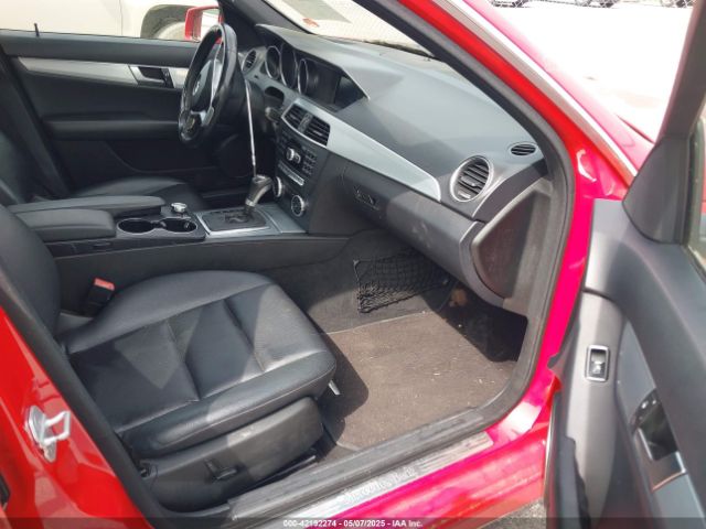 WDDGF4HB4EA949522 Mercedes-Benz C-class C 250 Sport/luxury