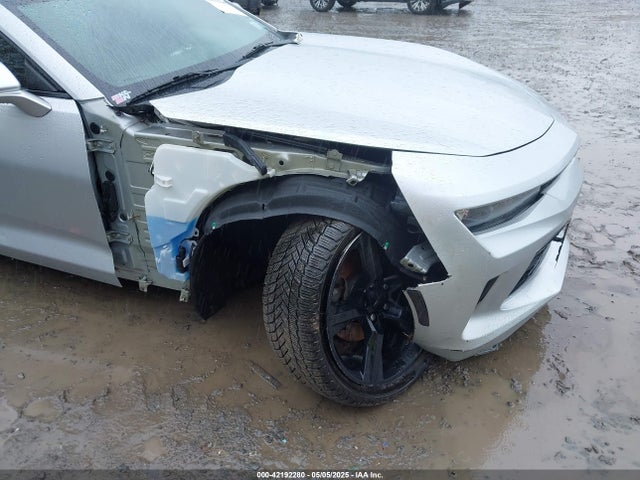 1G1FB1RXXH0179842 Chevrolet Camaro 1lt