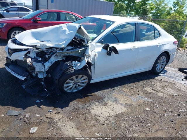 4T1B11HK2KU187475 Toyota CAMRY LE