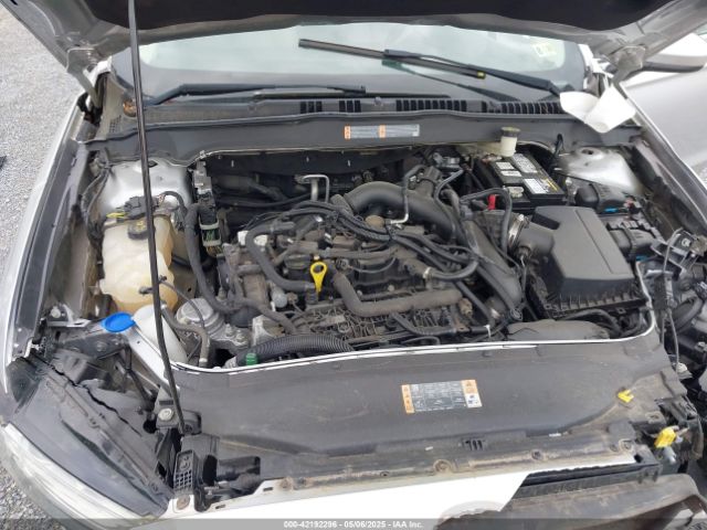 3FA6P0HD8HR126511 Ford FUSION SE