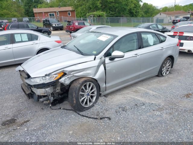 3FA6P0HD8HR126511 Ford FUSION SE