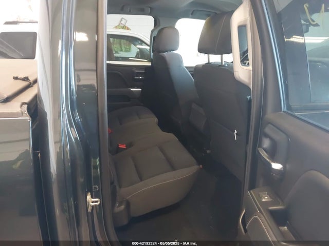 1GCVKREC8JZ275331 Chevrolet Silverado 1500 1lt