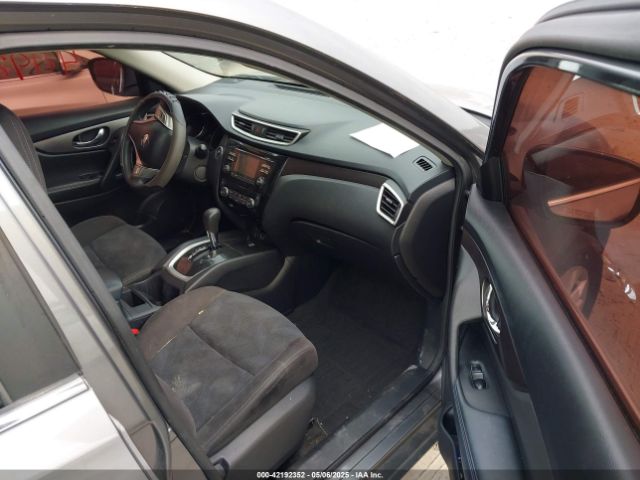 KNMAT2MV6FP519115 Nissan ROGUE SV