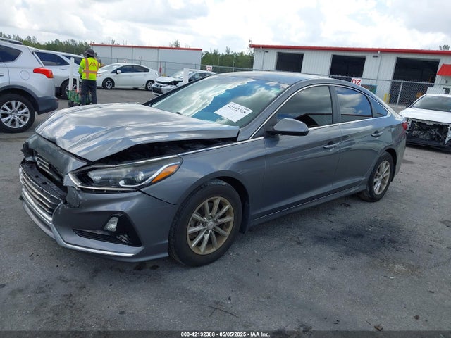 5NPE24AF0KH771140 Hyundai SONATA SE
