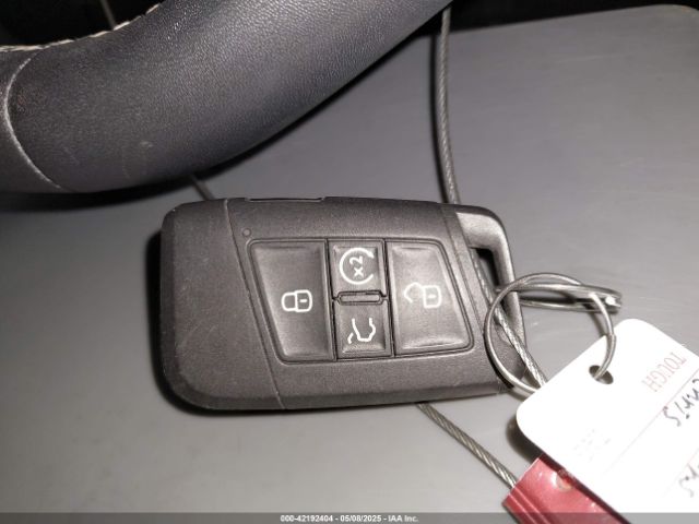3VVRX7B23NM007086 Volkswagen tsi