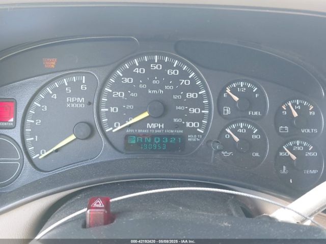 2001 GMC YUKON XL 1500 3GKEC16T81G156387 Photo 6