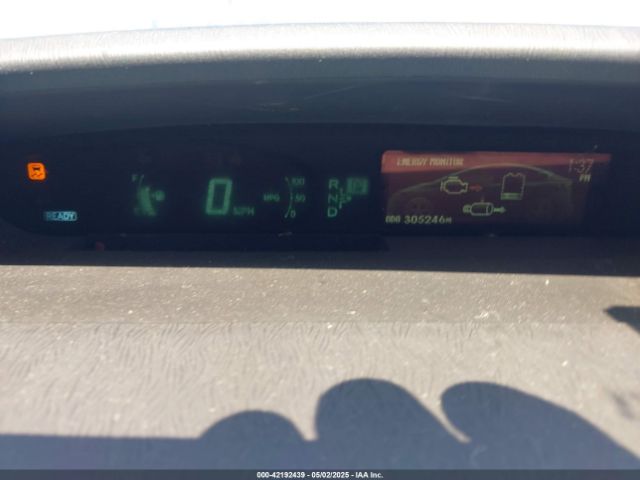 JTDKN3DU2F0471844 Toyota Prius Two