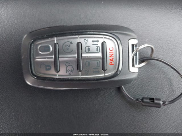2C4RC1BG0RR173230 Chrysler Pacifica Touring L