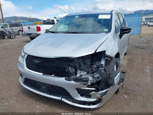 2C4RC1BG0RR173230 Chrysler Pacifica Touring L
