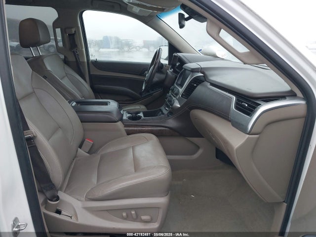 1GNSCBKC7JR101043 Chevrolet Tahoe Lt