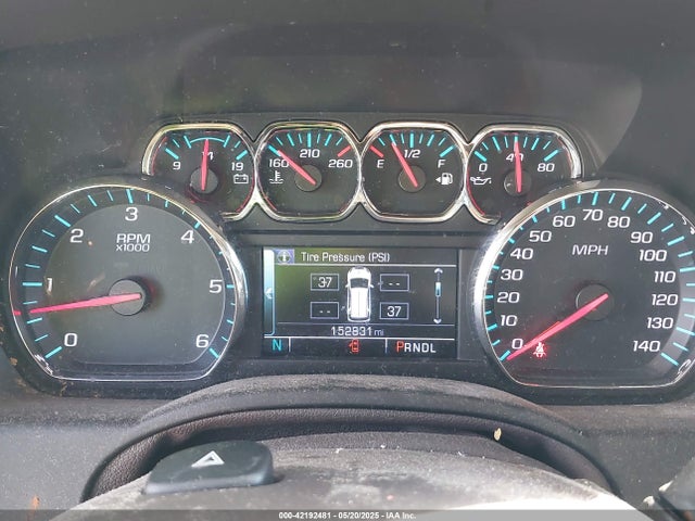 1GNSCBKC7JR101043 Chevrolet Tahoe Lt