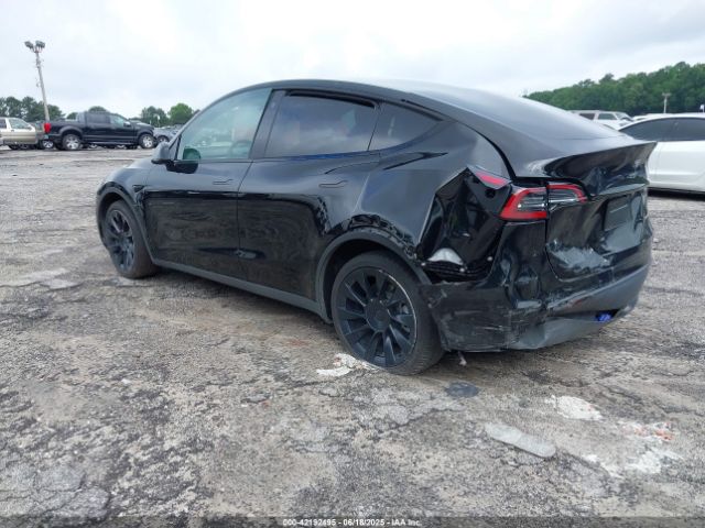 2022 TESLA MODEL Y 7SAYGDEE4NA006645 Photo 2