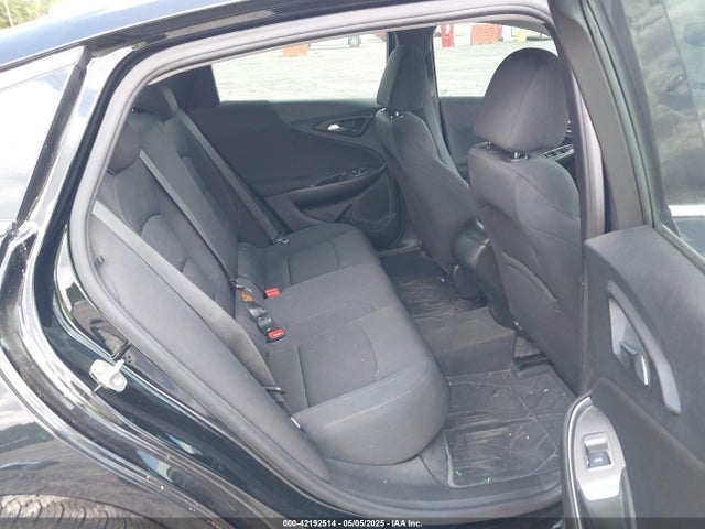 1G1ZG5ST6PF142313 Chevrolet Malibu Fwd Rs