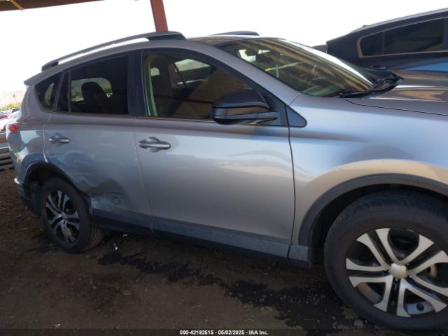 JTMZFREV6JJ191286 Toyota RAV4 LE