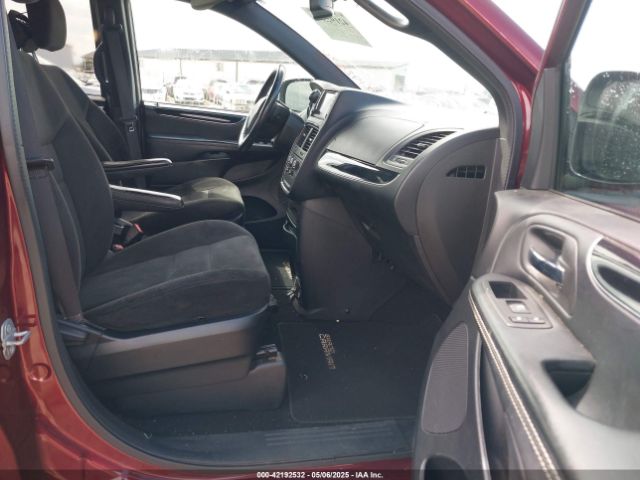 2C4RDGBG5HR680400 Dodge Grand Caravan Se Plus