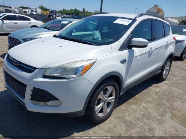 1FMCU0GX2GUA55309 Ford ESCAPE SE