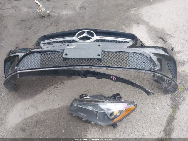 WDDSJ4EB7HN430927 Mercedes-Benz CLA 250
