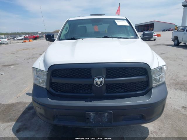 1C6RR7KG1HS820322 RAM 1500 Tradesman  4x4 5'7 Box