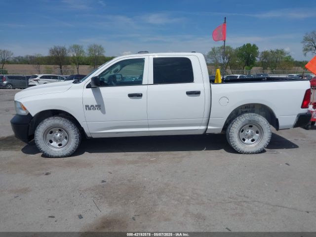 1C6RR7KG1HS820322 RAM 1500 Tradesman  4x4 5'7 Box